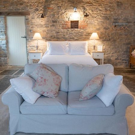 The Barn At Amberwell Bed & Breakfast Ditcheat Exterior photo