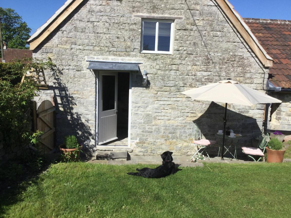 The Barn At Amberwell Bed & Breakfast Ditcheat Exterior photo