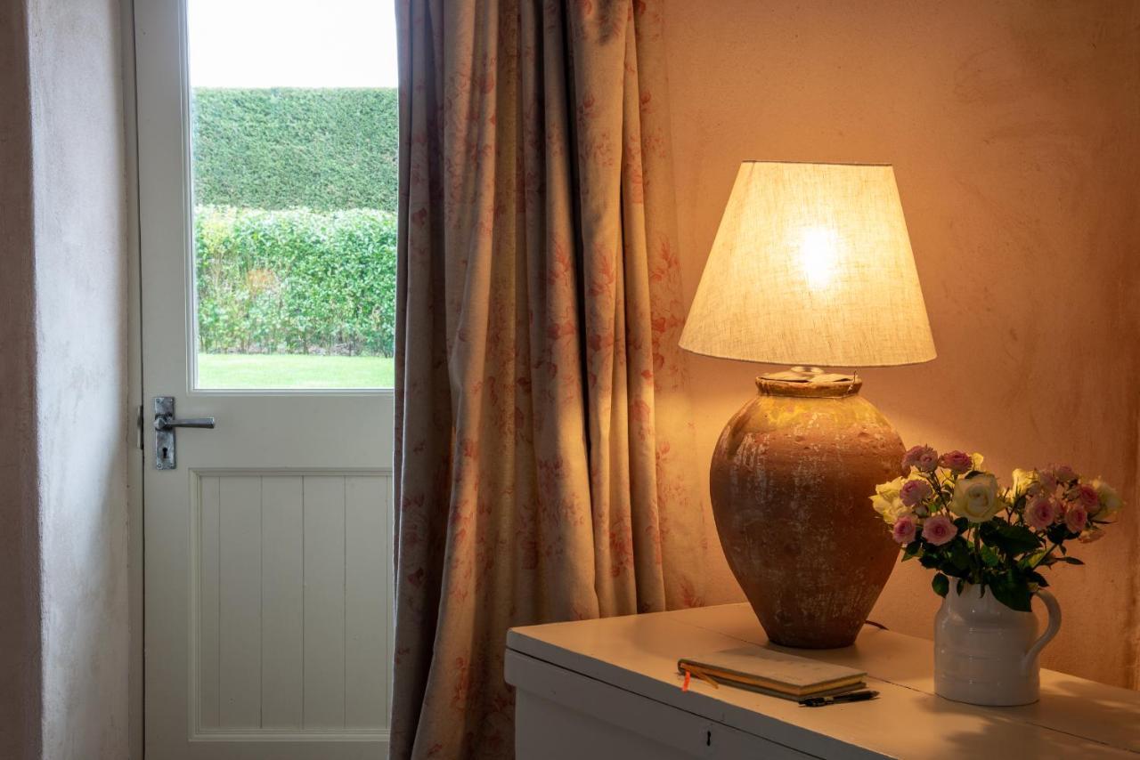 The Barn At Amberwell Bed & Breakfast Ditcheat Exterior photo